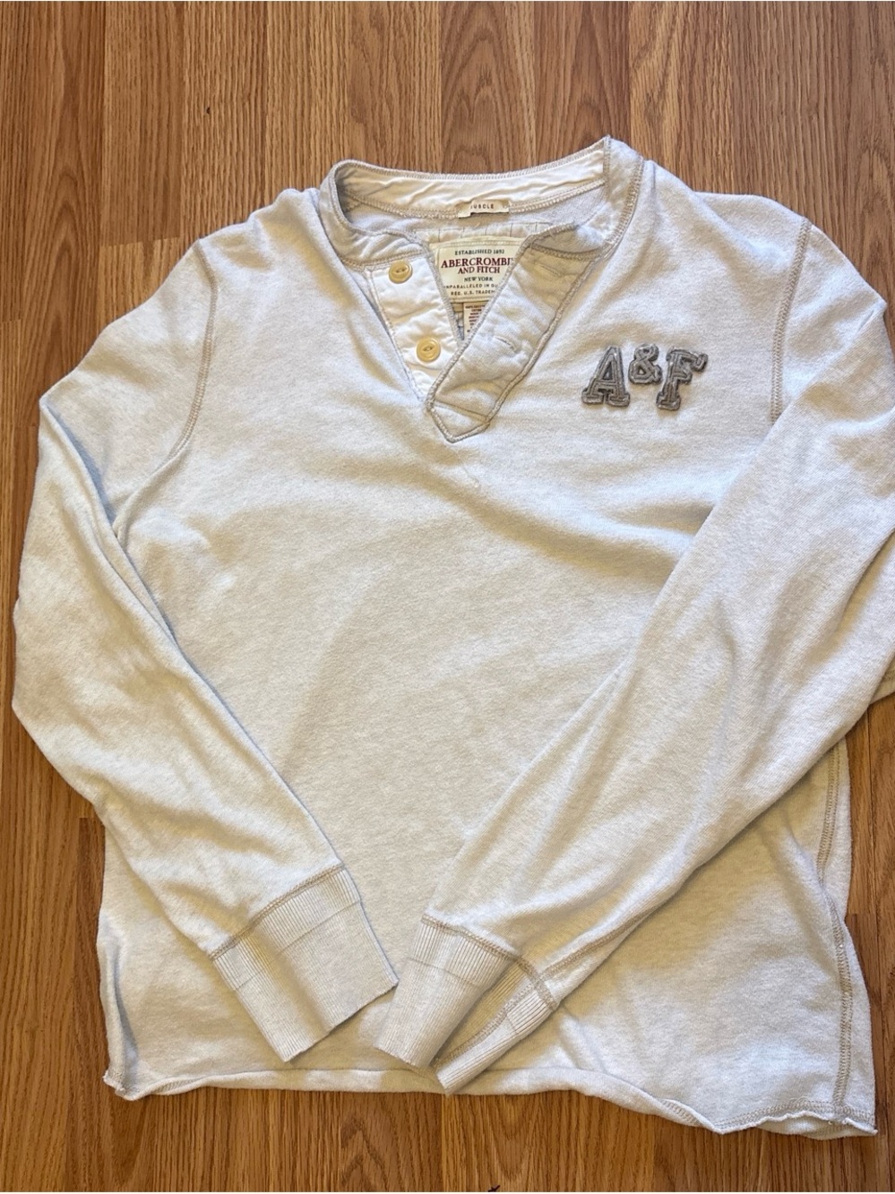 Abercrombie & Fitch Cream Henley Sweatshirt with A&F Chest Patch